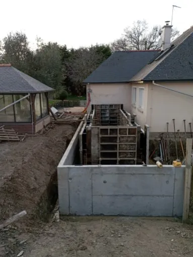 Maçonnerie gros oeuvre batiment agricole Chartres de Bretagne